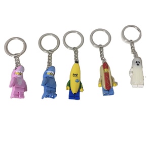 2025 nuevas mochilas escolares de pareja Twinwise con bloques de construcción Minifigus colgantes de acero inoxidable Toy Story llaveros Accesorios - Product Image 2