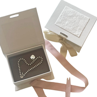 Boîte à bijoux personnalisée de haute qualité de style livre pour mariage Saint-Valentin-Emballage en ruban de qualité pour gaufrage étanche