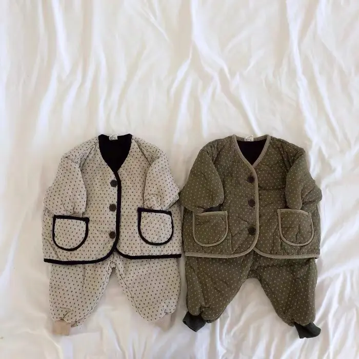 Ropa de niño para otoño e invierno, conjunto de chaqueta de lana de dos piezas de pana para bebé, coreano, neutral, nuevo