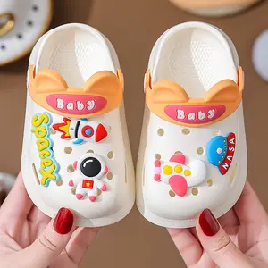 2023 Summer New Children's Slippers for Kids Indoor Dormitory Slides Slippers Non-Slip Boys Girls Outer Wear Soft Sole Shoes
