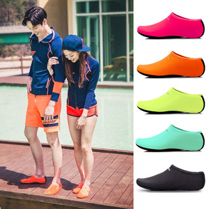 Chaussures d'eau unisexes, tige en Lycra, semelle en caoutchouc antidérapante, pour la plage, la natation, la plongée en apnée, chaussettes courtes d'été pour l'extérieur - Product Image 1
