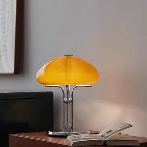 Lámpara de mesita de noche Retro Premium XZM con diseño de seta, calabaza de Metal, <span class=keywords><strong>estilo</strong></span> <span class=keywords><strong>Bauhaus</strong></span> de Corea del Sur para decoración del hogar y dormitorio - Product Image 3