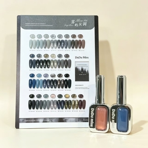 Vente en gros usine : Kit de vernis gel UV LED Soak-off DuDu Miss 28 couleurs, tons gris Misty Isle, avec nuancier, pour la vente en gros aux salons - Product Image 1