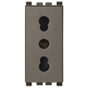 Presa Eléctrica Metálica 2P+T 16A 4.1x2.8x5.3 Cm Accesorio de Cableado - Product Image 1
