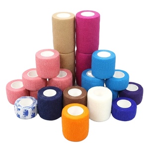 ผ้าพันแผลยืดหยุ่นเกรดโปร  แบบยึดติดแน่น  สำหรับกีฬา ฟิตเนส และฟุตบอล - Product Image 1