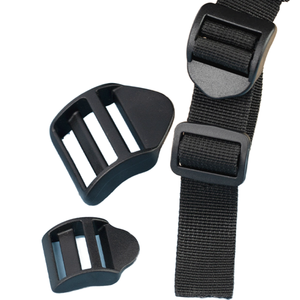 Hebilla de plástico de alta calidad para moda, ajustable, de varios tamaños, con clip de liberación rápida para correas de nailon de bolsos. - Product Image 1