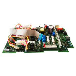ตัวควบคุมความเร็ว 590+DC, บอร์ดจ่ายไฟ 40-165A 4Q, หมายเลขชิ้นส่วน AH470330U002 - Product Image 3