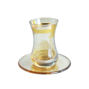Lusso dorato squisito stampato trasparente <span class=keywords><strong>bicchieri</strong></span> da caffè Arabo tazza da tè in vetro turco e piattini Set - Product Image 1