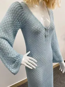 Gaun Maxi rajut wanita punggung terbuka lengan panjang leher V pantai seksi musim panas baru 2024