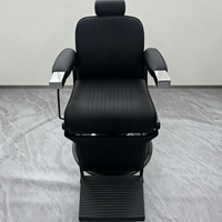 Nouveau fauteuil de barbier en cuir pour salon vintage masculin, pliable et rotatif, pour usage commercial en salon de coiffure, rasage et épilation.