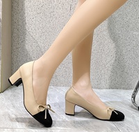 Sandales d'été 2025 pour femme, sexy, en similicuir léger, à enfiler, à bout ouvert, avec talon épais et amorti, de haute qualité
