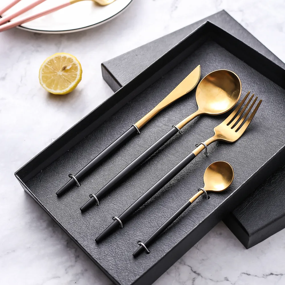 โรงงานร้อนขายทอง Flatware ชุดสแตนเลสสำหรับกำจัดวัชพืชพรรคของขวัญ