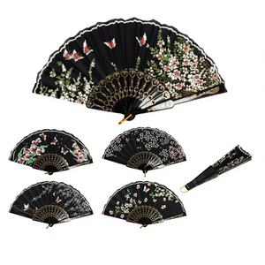 Abanico Plegable Chino con Diseño Floral de 16.5 Pulgadas, Modelo 376334, Objeto Decorativo - Product Image 1