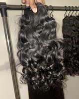 Extensions de cheveux humains indiens 100% naturels non traités de qualité supérieure, tissage bouclé provenant d'un seul donneur, cheveux bruts de haute qualité en provenance d'Inde