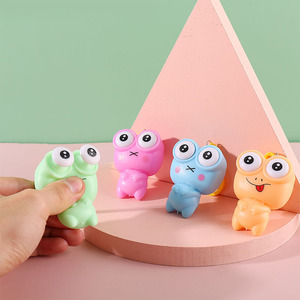 Nuovo Portachiavi Kawaii a Forma di Rana con Occhi Saltellanti da 11cm, Giocattolo Antistress in Gomma per Bambini e Adulti - Product Image 5
