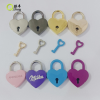 QIFENG Offre Spéciale Cadenas en forme de coeur de taille moyenne Diverses couleurs Journal romantique Serrure à clé Pièces et accessoires de sac spécial