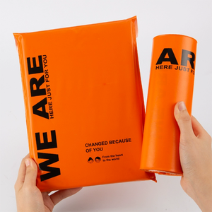 Bolsas de mensajero naranjas impermeables gruesas personalizadas para embalar sombreros, pelucas, cajas, regalos, tarjetas, bolsas de crayones - Product Image 5