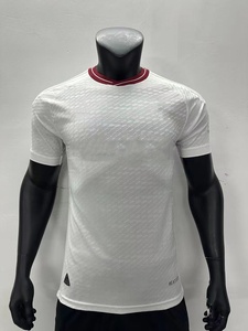 2024 nuovo stile Tela maglia tessuto poliestere Mcf giocatore di <span class=keywords><strong>calcio</strong></span> Jacquard 100 POLY tessuto a maglia per abbigliamento sportivo maglia t-shirt - Product Image 3