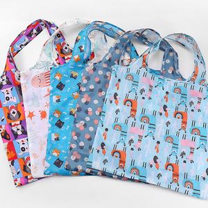 Sacs de courses pliables en nylon écologiques personnalisés en usine, avec motif lettres, impression par sublimation - Product Image 3