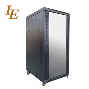 Gabinetes de Red de 19 Pulgadas y 18U con Puerta Frontal de Vidrio Templado y Puerta Trasera de Metal Sólido, con Ruedas y Patas Niveladoras - Product Image 4