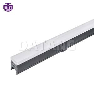 Lumière linéaire LED étanche IP65 de haute qualité pour les projets d'éclairage commercial et paysager - Product Image 2