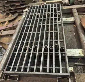 Factory Customized Hot Dip Galvanized Welded Steel Metal Grating Walkway Galvanized Bar Steel Grating