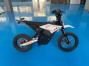 2000W Dirt Bike 60V 25Ah Lithium Battery 130kg Brushless Motor Sensor Waterproof Motorcycle 60-70km - Product Image 3