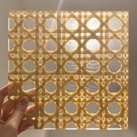 Planche en résine tressée en bambou de haute qualité au design moderne, imperméable, facile à installer, pour la décoration de restaurants et d'hôtels.
