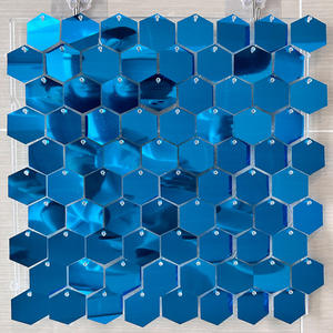 Tablero de Lentejuelas Hexagonales Coloridas y Deslumbrantes con Movimiento de Viento para Decoración de Paredes de Flores en Bodas, Fiestas de Cumpleaños y Celebraciones - Product Image 3