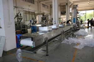 <span class=keywords><strong>Suntech</strong></span> เครื่องแพ็คน้ำหนักแนวตั้งอัตโนมัติ10หัว5กก. เครื่องแพ็คน้ำแข็งติดฉลากสำหรับบรรจุอาหารสารเคมีถุงฟิล์ม - Product Image 6