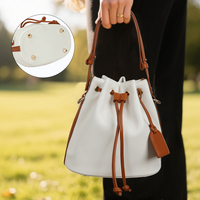 Sac seau en cuir PU pour femme de grande capacité avec bandoulière amovible Nouveau style Sac à bandoulière quotidien