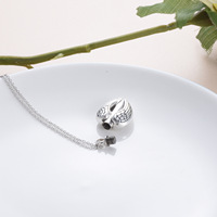 Collier urne pendentif en argent sterling 925 ailes d'ange pour femmes Ashes Keepsafe