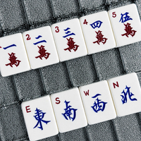 Fournisseur d'usine : Jeu complet de Mahjong en acrylique de qualité supérieure, tuiles de Mahjong britanniques, taille moyenne, pour le voyage et la maison, avec caractères anglais et caractères cantonais