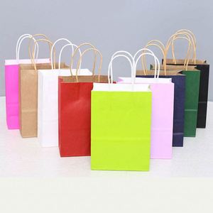 Sacs en papier kraft écologiques imprimés sur mesure avec poignées pour l'emballage de vente au détail - Product Image 3