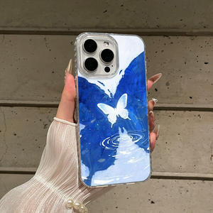 Funda de teléfono con diseño artístico estilo Instagram de ondas de agua y puntos de mariposa, adecuada para iPhone 17/16/15, funda protectora de cobertura total 1 - Product Image 1