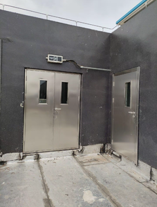 Les portes coupe-feu en acier inoxydable AISA304 conviennent aux ateliers et aux <span class=keywords><strong>locaux</strong></span> commerciaux soumis à une forte humidité et à une forte concentration de graisse. - Product Image 1