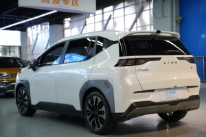 Auto Elettrica Usata Aion Y 2022 Edizione 70 <span class=keywords><strong>Tech</strong></span> con Batteria al Litio Ferro Fosfato (50-70kWh) Autonomia NEDC 501-600km - Product Image 6