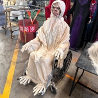 Figurine statique de momie zombie en fauteuil roulant effrayante, décoration animatronique, accessoires de maison hantée en métal pour fête d'horreur