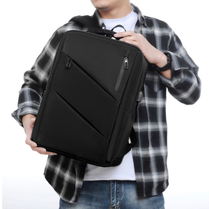 Sac d'ordinateur portable en polyester léger et écologique de haute qualité Emballage personnalisé pour les voyages à la plage Fabriqué au Vietnam - Product Image 1