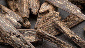 Gran promoción 100% aceite esencial orgánico naturaleza Oud Agarwood hidratante nutritivo madera Rosa ingredientes para uso diario - Product Image 4