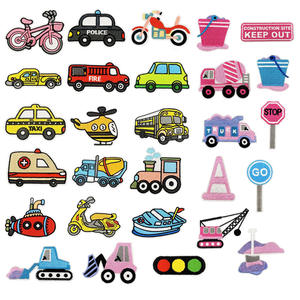 Bonita herramienta de transporte público de dibujos animados, tema de vehículo de tráfico, <span class=keywords><strong>parches</strong></span> de fieltro bordados para niños, bolsa de ropa, sombrero - Product Image 1