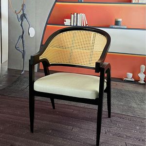 Chaise de salle à manger en rotin et bois massif de haute qualité au design nordique moderne rétro pour la maison, l'appartement, le restaurant, l'hôtel - Product Image 6