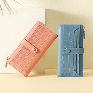 TAOMICMIC Vente en gros Portefeuille pour femmes Design <span class=keywords><strong>2022</strong></span> Dernier modèle Pochette en cuir PU Portefeuille pour femmes Pliage Portefeuille pour femmes Prix d'usine - Product Image 4