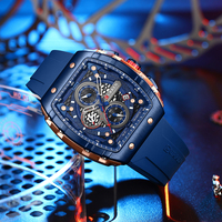 CURREN 8442 Nouvelle Montre Tendance Bleue Lumineuse Grand Cadran Design Carré Unique Creux Montre-Bracelet à Quartz Date Automatique