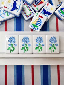 Fichas <span class=keywords><strong>de</strong></span> Mahjong Acrílicas Grabadas Coloridas, Ecológicas, con Diseño Náutico y Costero, para 4 Jugadores, en Azul, Blanco y Brillantes - Product Image 6