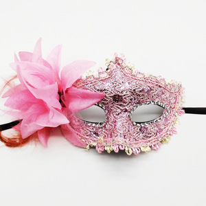 <span class=keywords><strong>Masque</strong></span> demi-visage vintage pour femmes pour le Mardi Gras, Halloween, les fêtes <span class=keywords><strong>de</strong></span> carnaval - <span class=keywords><strong>Masque</strong></span> vénitien pour bal masqué, bal <span class=keywords><strong>de</strong></span> promo, accessoire <span class=keywords><strong>de</strong></span> déguisement en PVC - Product Image 5