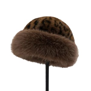 <span class=keywords><strong>Bonnet</strong></span> en fausse fourrure pour <span class=keywords><strong>femme</strong></span> avec imprimé animal et bord moelleux pour les activités de plein air en automne et en hiver - Product Image 1