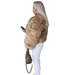Veste Professionnelle pour Femme en Fausse Fourrure de Raton Laveur, Manteau Chinchilla Certifié CE avec Motif Carreaux - Product Image 2