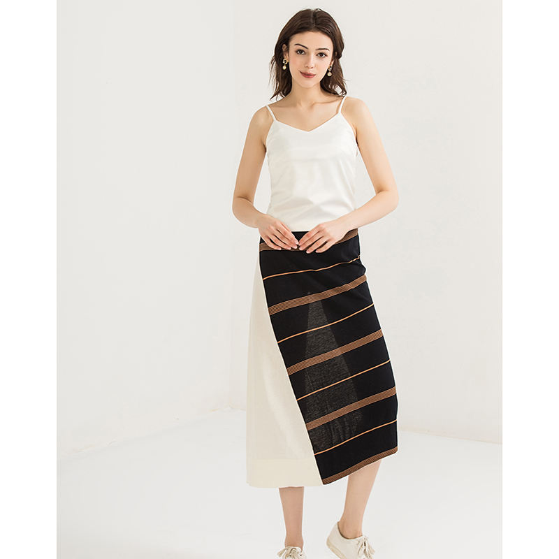 ตัวอย่างเป็นสีขาว + น้ำเงินหรือตามที่คุณต้องการ