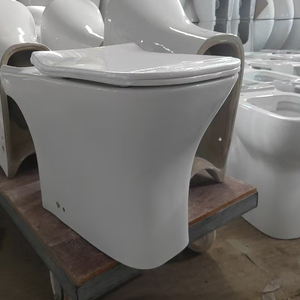 WC Orbit Square in Vari Colori - Bidet da Pavimento - Toilette di Lusso Estremo Elettroplaccato per Bagni Compatti - Product Image 3